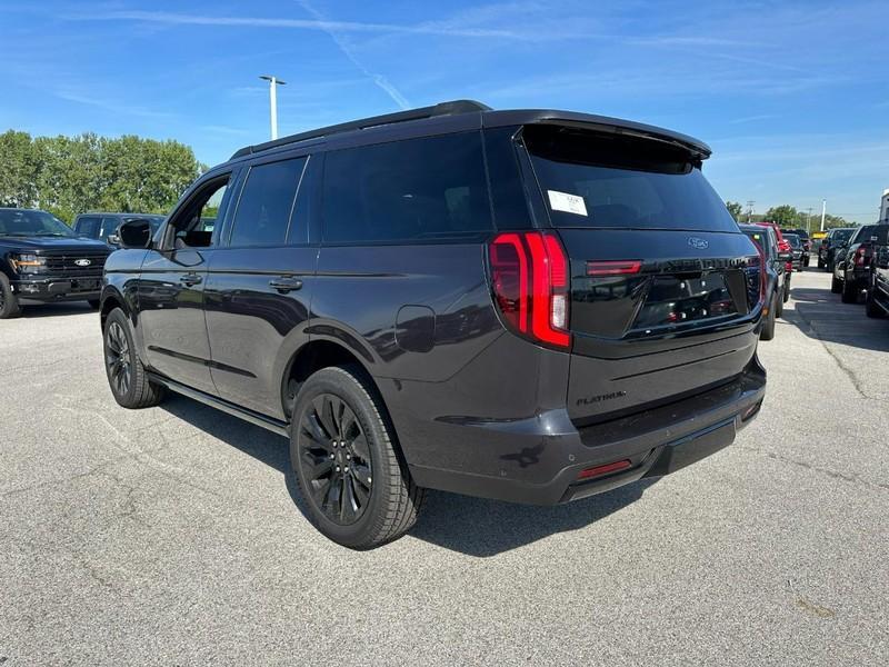 new 2025 Ford Expedition car, priced at $76,694