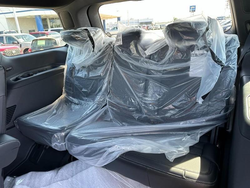 new 2025 Ford Expedition car, priced at $76,694