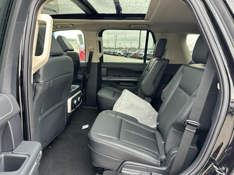 new 2024 Ford Expedition car, priced at $61,404