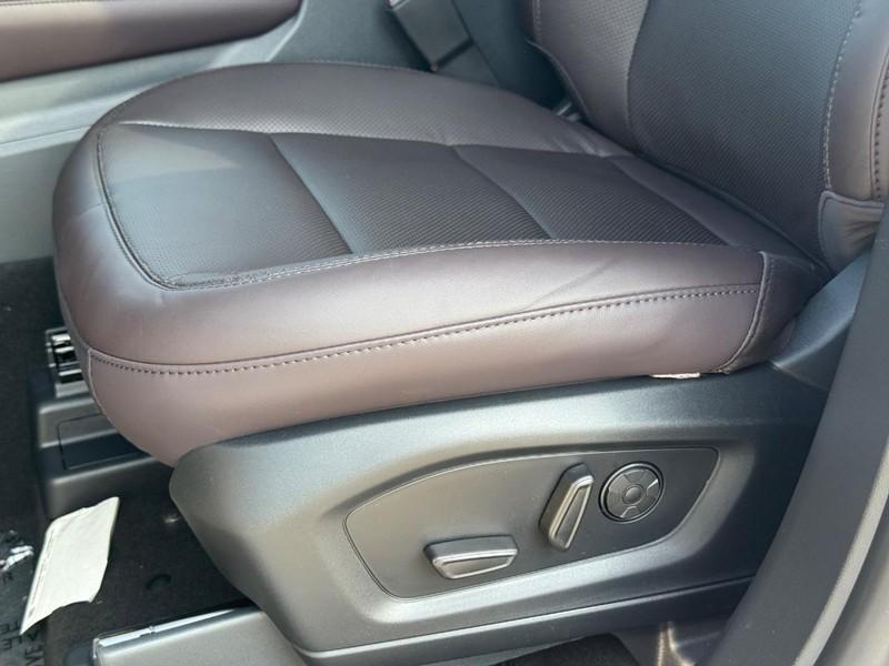 new 2025 Ford Explorer car, priced at $52,529