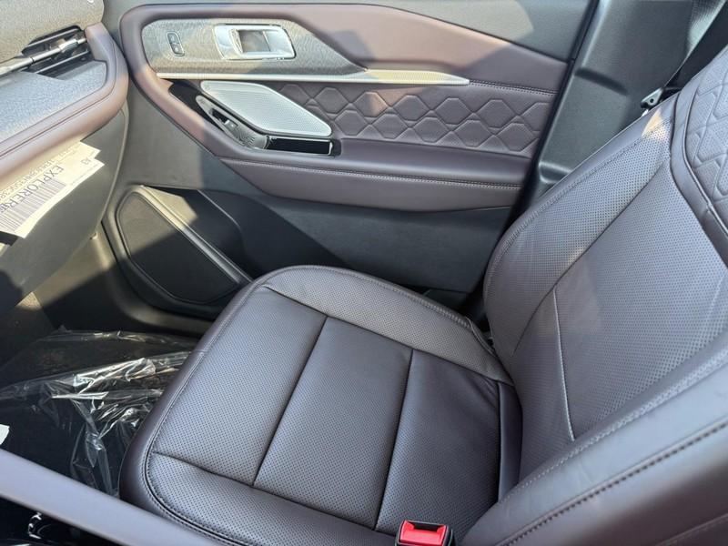 new 2025 Ford Explorer car, priced at $52,529