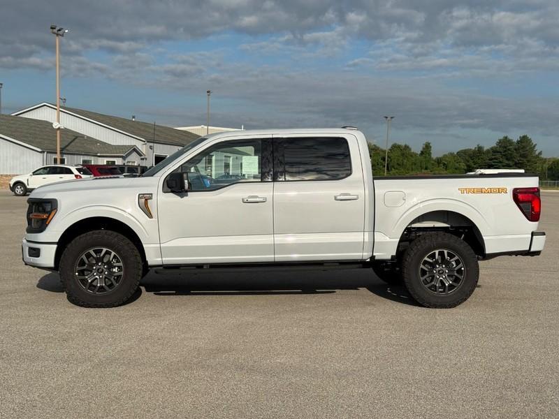 new 2025 Ford F-150 car, priced at $62,054