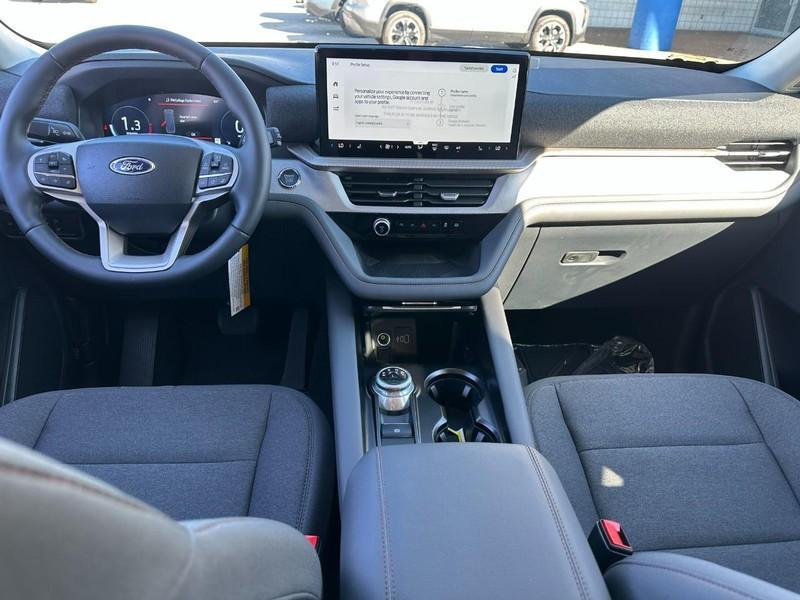 new 2025 Ford Explorer car, priced at $38,466