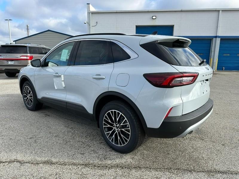 new 2025 Ford Escape car, priced at $36,221