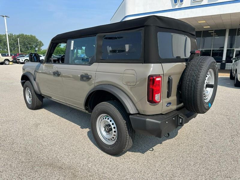 new 2025 Ford Bronco car, priced at $39,379
