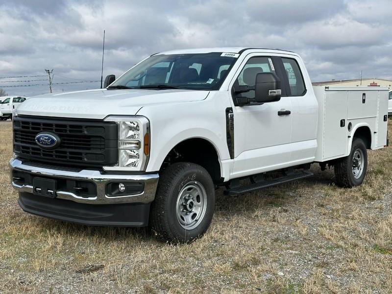 new 2024 Ford F-350 car, priced at $69,890