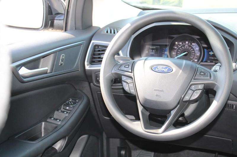 new 2024 Ford Edge car, priced at $37,305