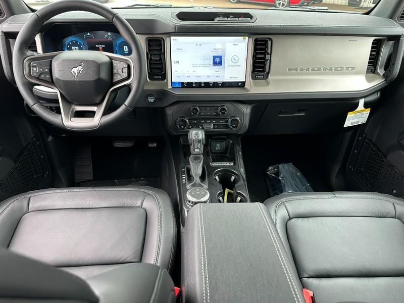 new 2025 Ford Bronco car