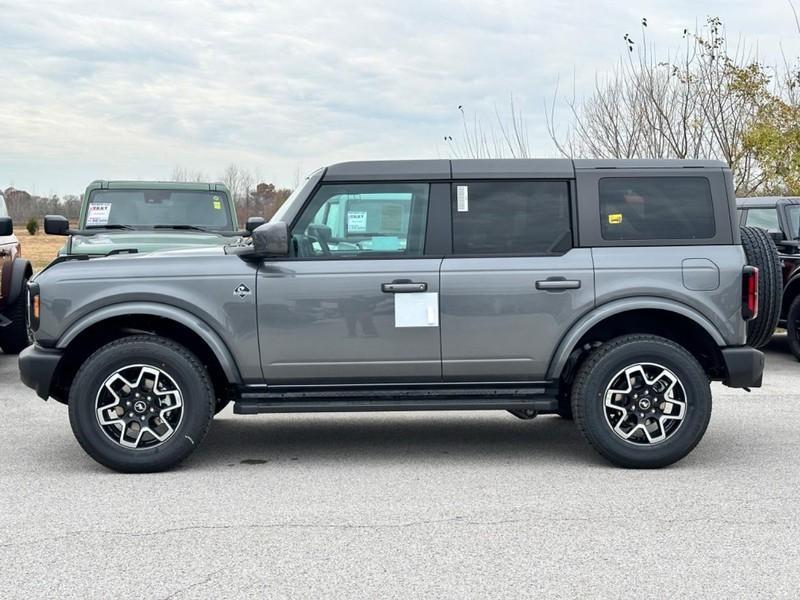 new 2024 Ford Bronco car, priced at $46,874