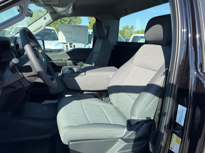 new 2025 Ford F-150 car, priced at $39,770