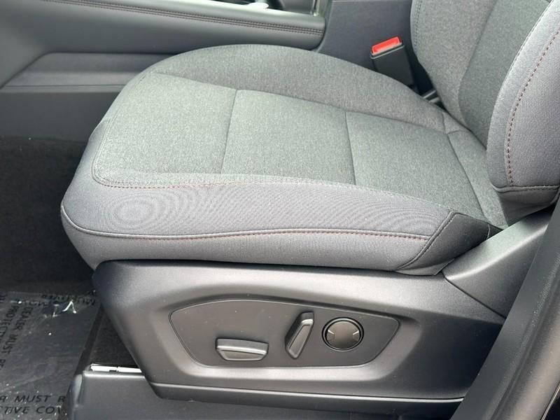 new 2025 Ford Explorer car, priced at $38,431