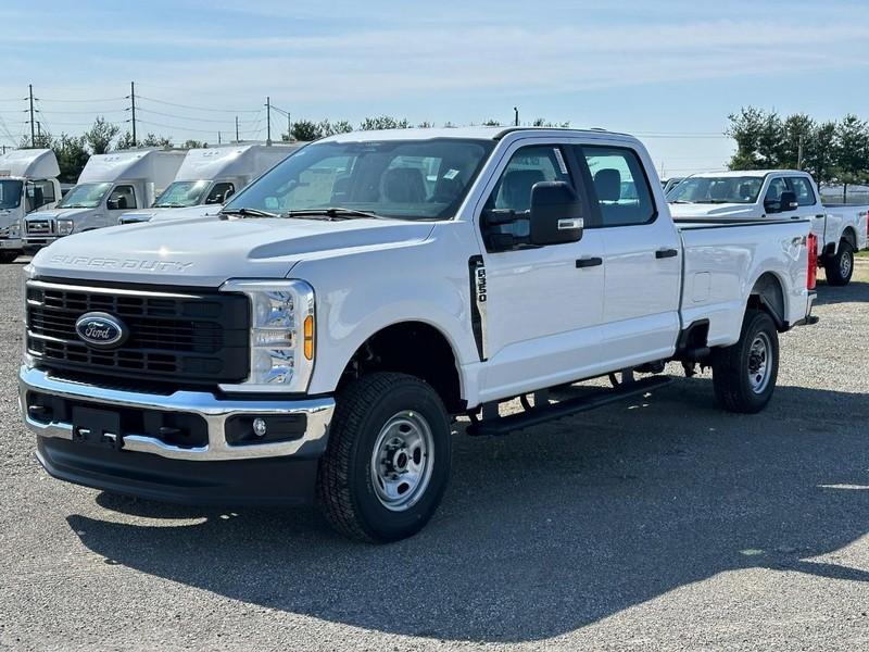 new 2024 Ford F-350 car, priced at $56,325