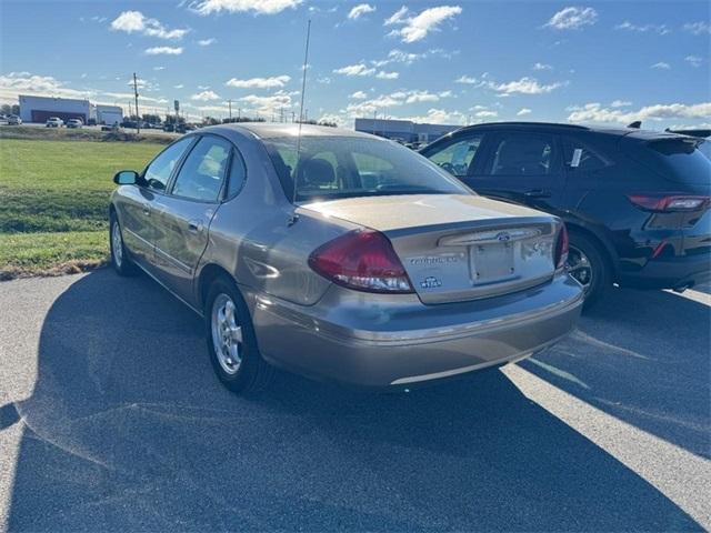 used 2004 Ford Taurus car, priced at $5,000