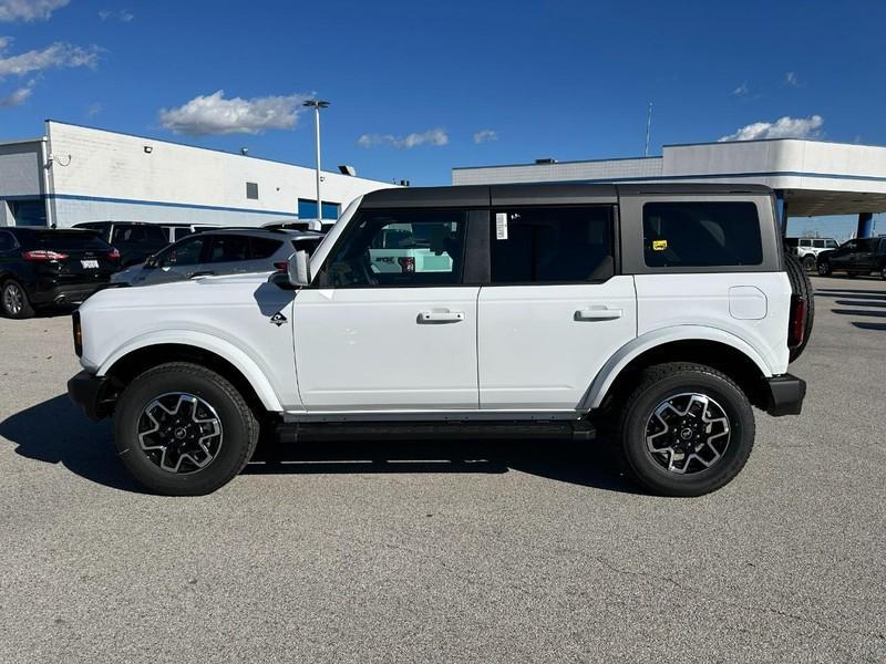 new 2024 Ford Bronco car, priced at $45,554