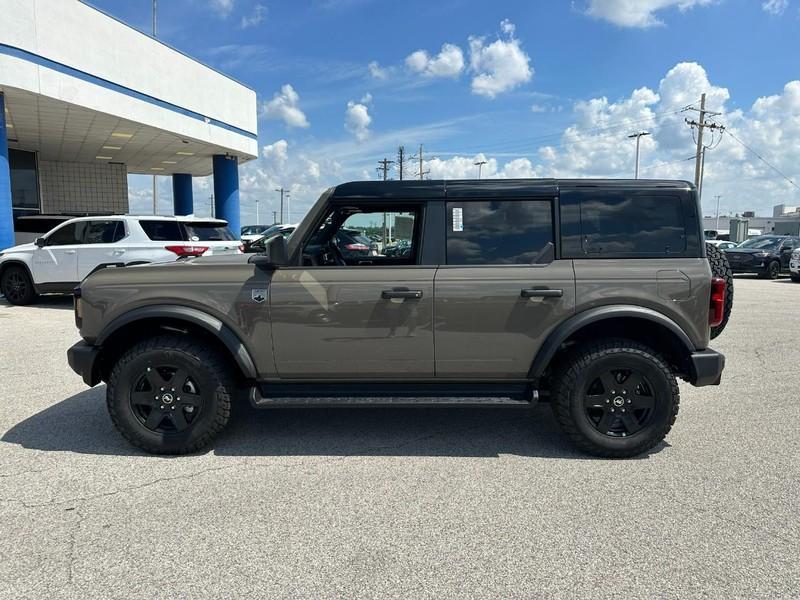 new 2025 Ford Bronco car, priced at $43,770