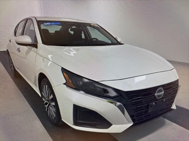 used 2023 Nissan Altima car, priced at $22,000