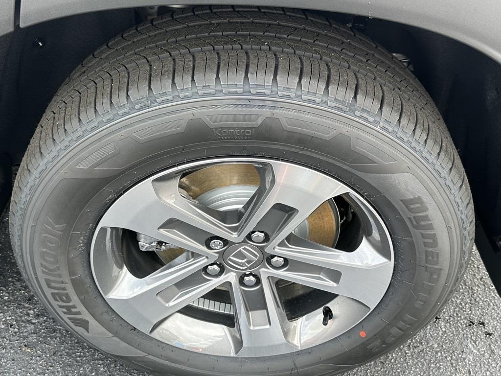 new 2025 Honda Pilot car, priced at $45,450