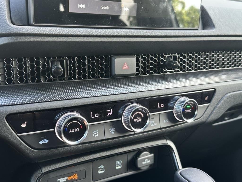 new 2026 Honda CR-V Hybrid car, priced at $37,535