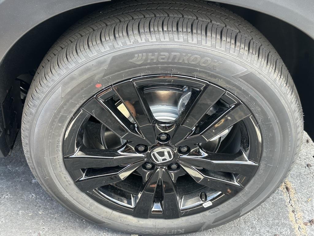 new 2026 Honda HR-V car, priced at $29,450