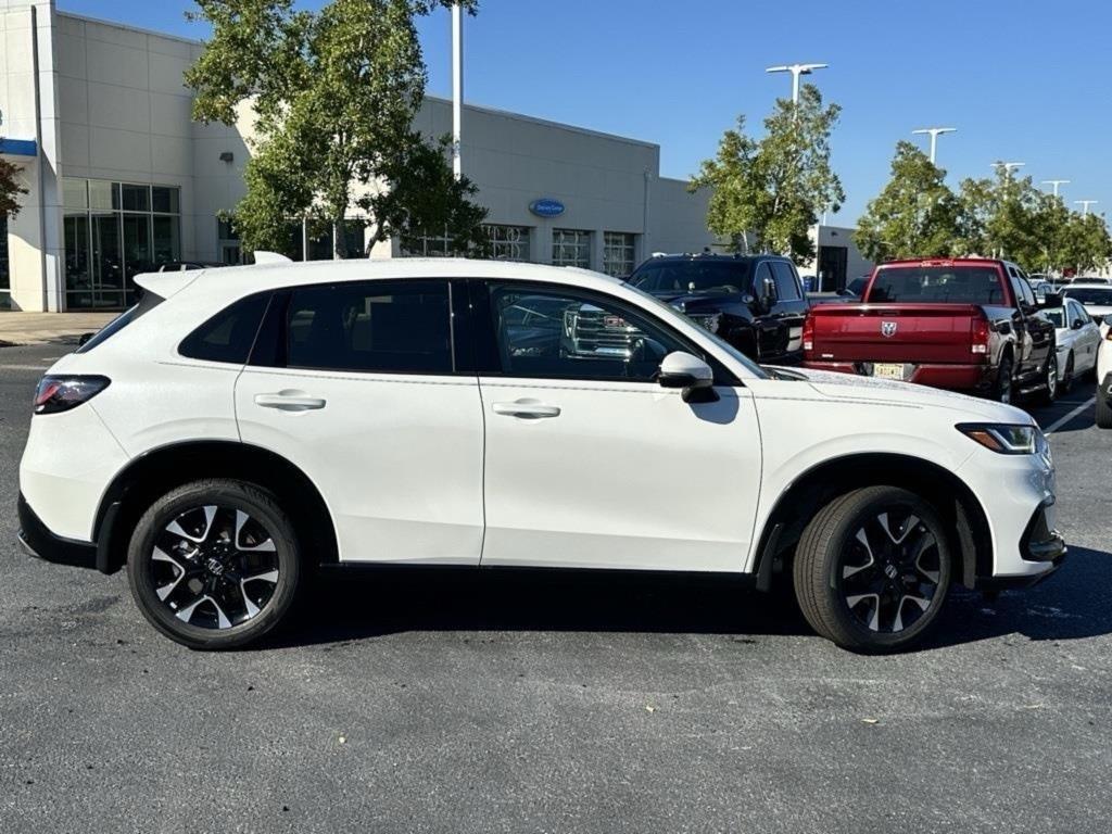 new 2026 Honda HR-V car, priced at $31,955
