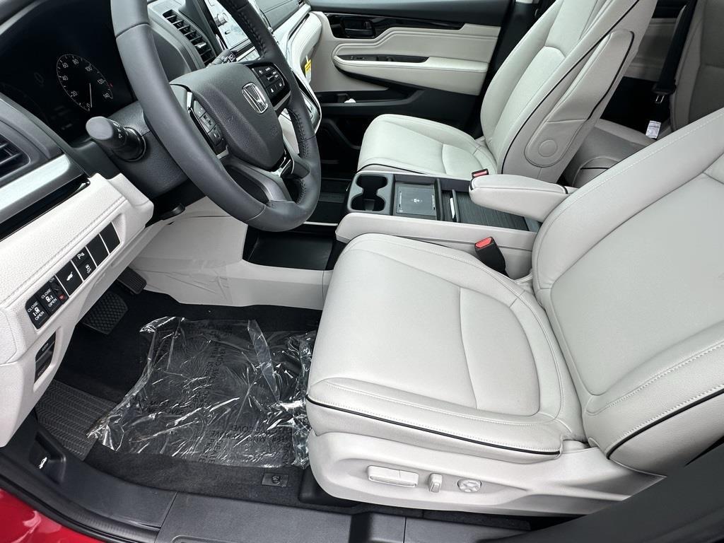 new 2026 Honda Odyssey car, priced at $49,400