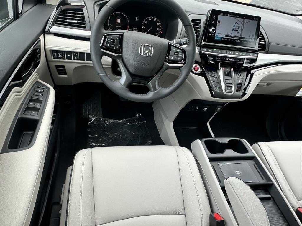 new 2026 Honda Odyssey car, priced at $49,400