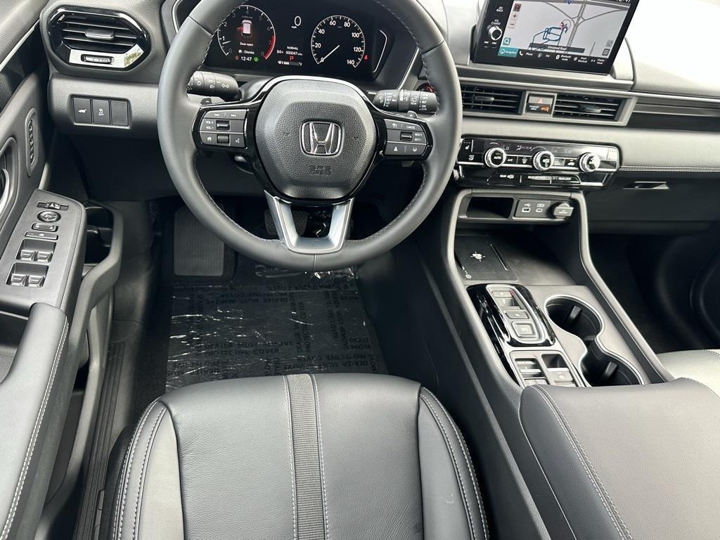 new 2025 Honda Pilot car, priced at $51,950