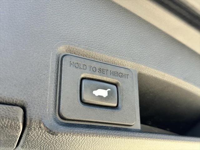 used 2020 Acura RDX car, priced at $23,765