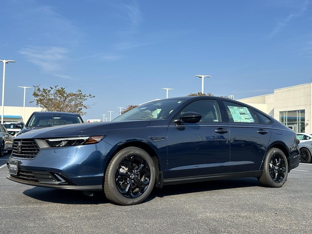 new 2025 Honda Accord car, priced at $31,210
