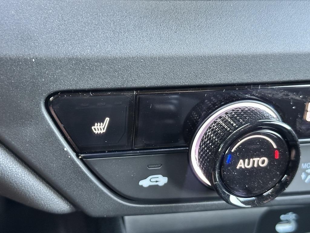 new 2025 Honda Accord car, priced at $31,210