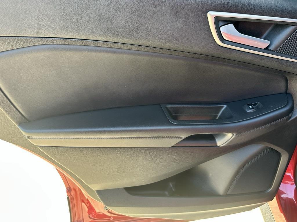 used 2024 Ford Edge car, priced at $23,580