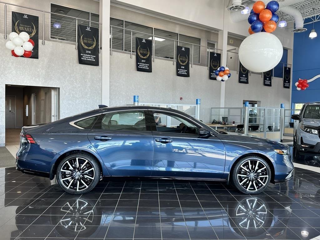 new 2025 Honda Accord Hybrid car, priced at $38,950