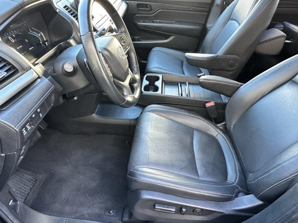 used 2024 Honda Odyssey car, priced at $35,000