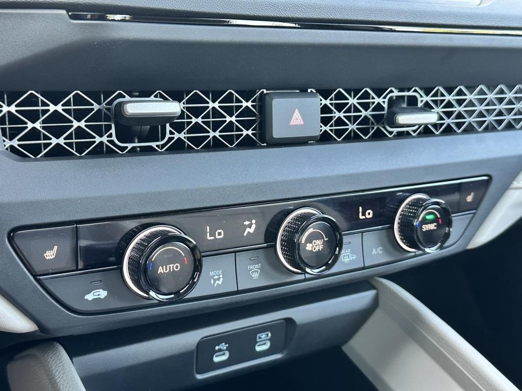 new 2025 Honda Accord car, priced at $31,665