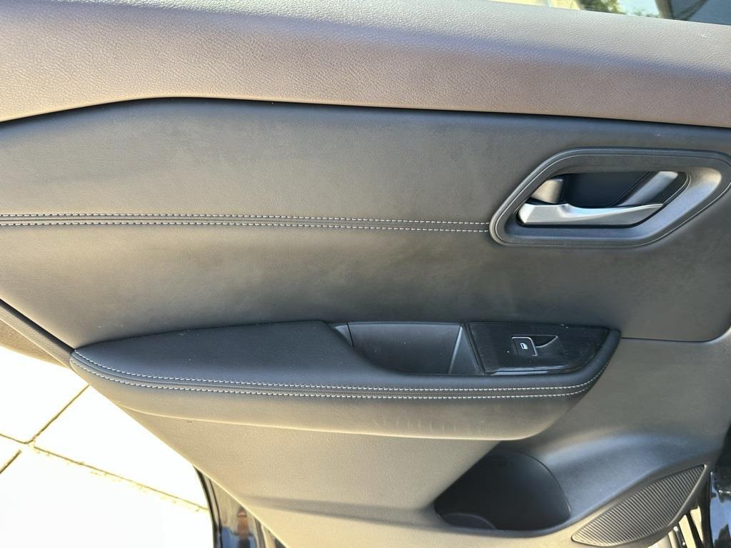 used 2023 Nissan Rogue car, priced at $25,794