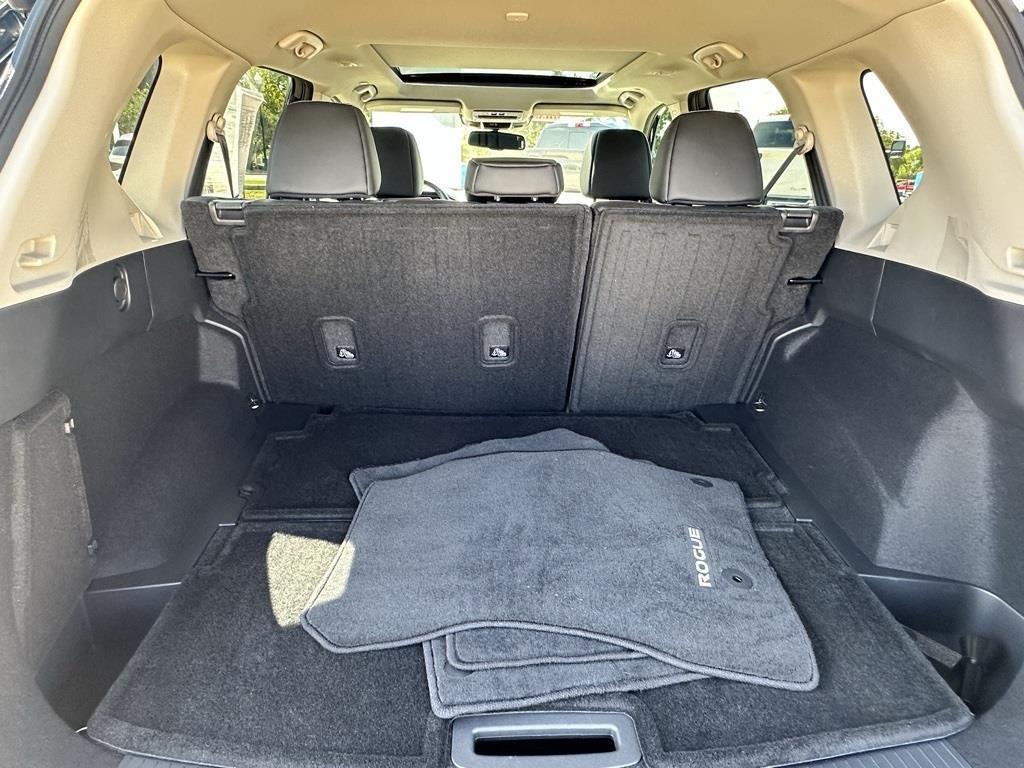 used 2023 Nissan Rogue car, priced at $25,794