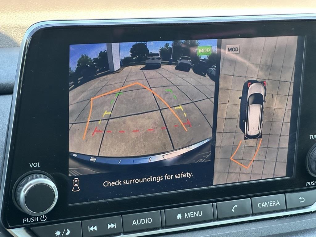 used 2023 Nissan Rogue car, priced at $25,794