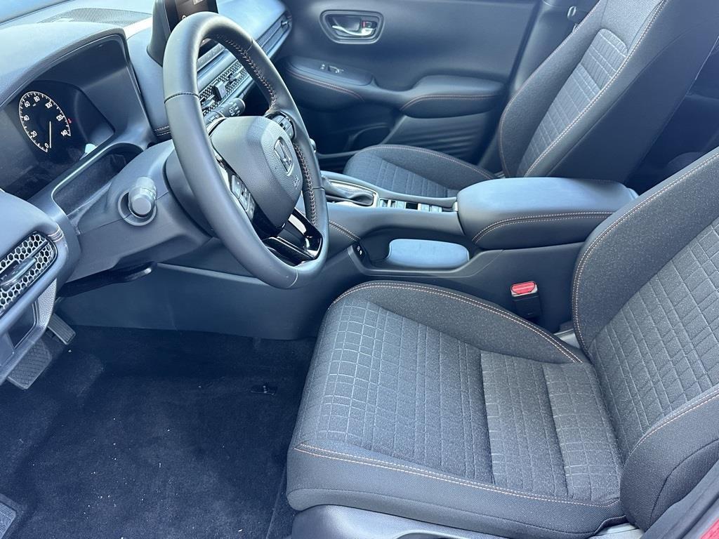 new 2025 Honda HR-V car, priced at $27,895