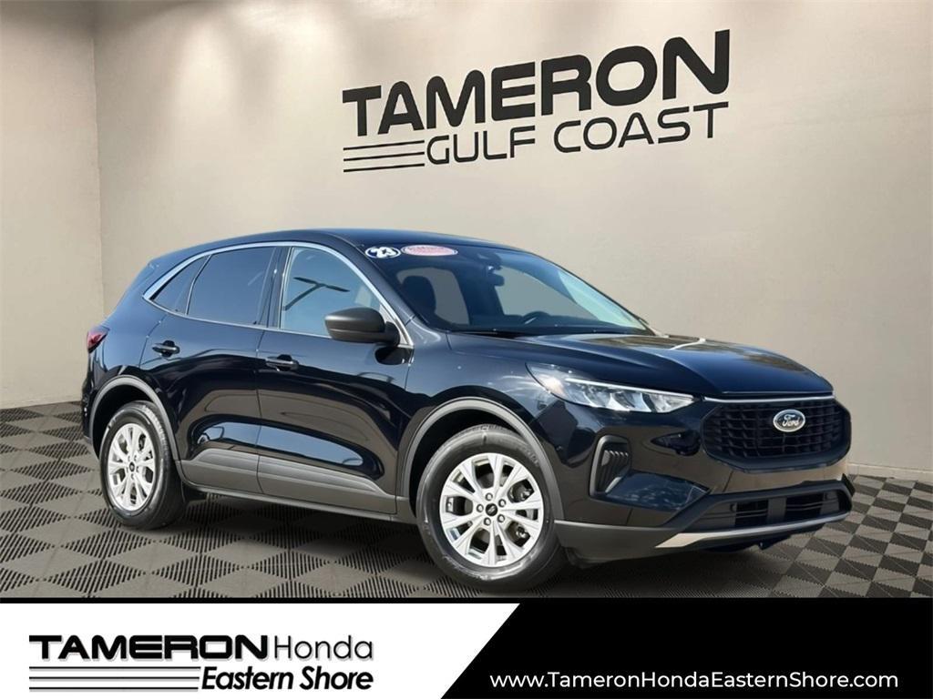 used 2023 Ford Escape car, priced at $22,799