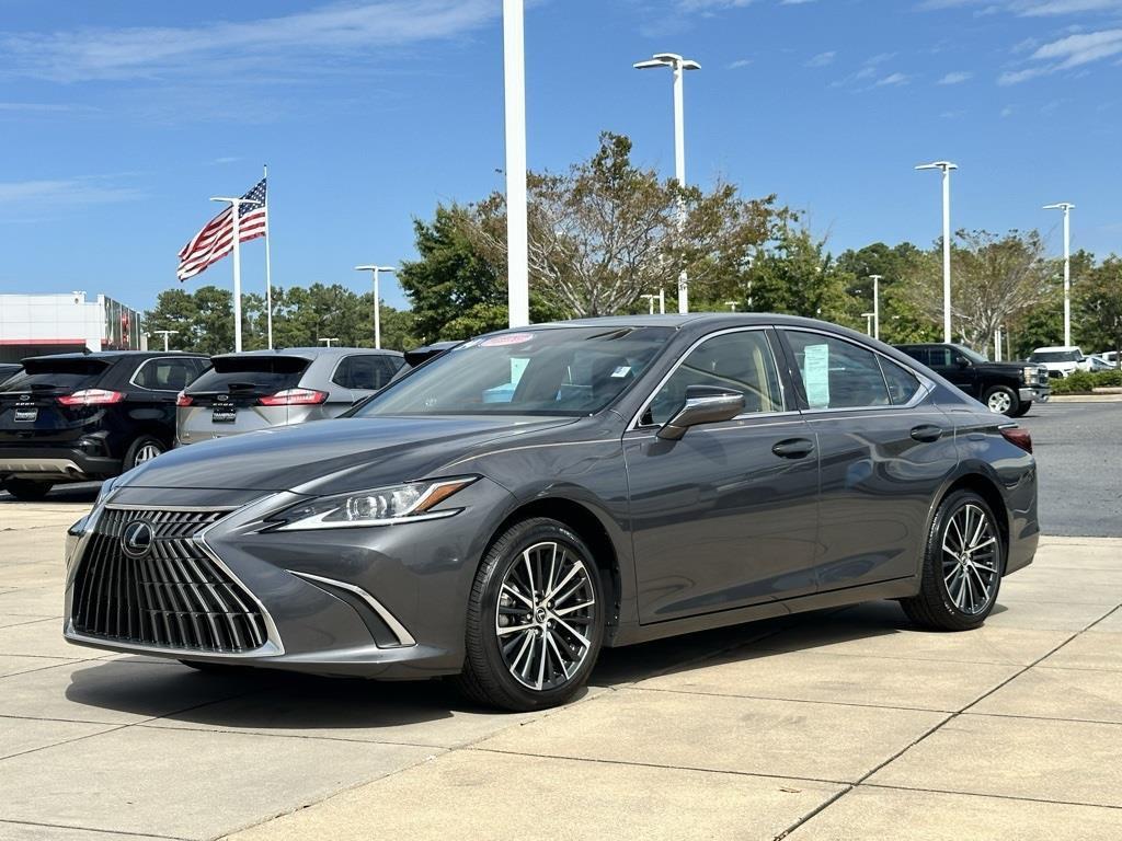 used 2024 Lexus ES 350 car, priced at $40,000
