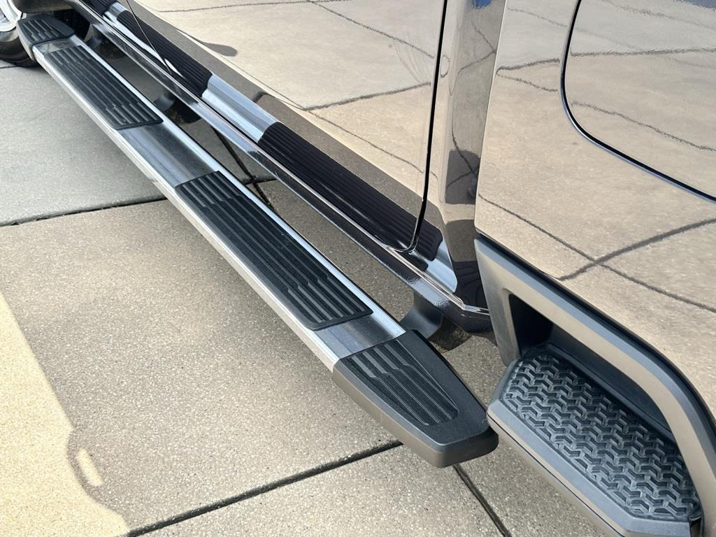 used 2024 Chevrolet Silverado 2500 car, priced at $46,000