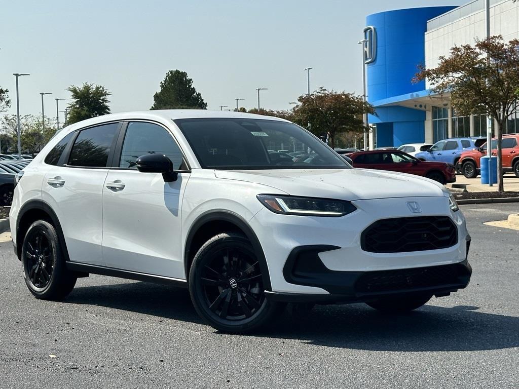 new 2026 Honda HR-V car, priced at $29,850