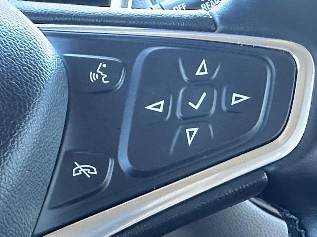 used 2023 Chevrolet Equinox car, priced at $22,477