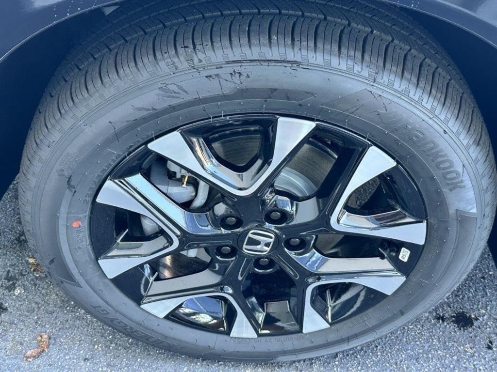 new 2026 Honda HR-V car, priced at $31,955