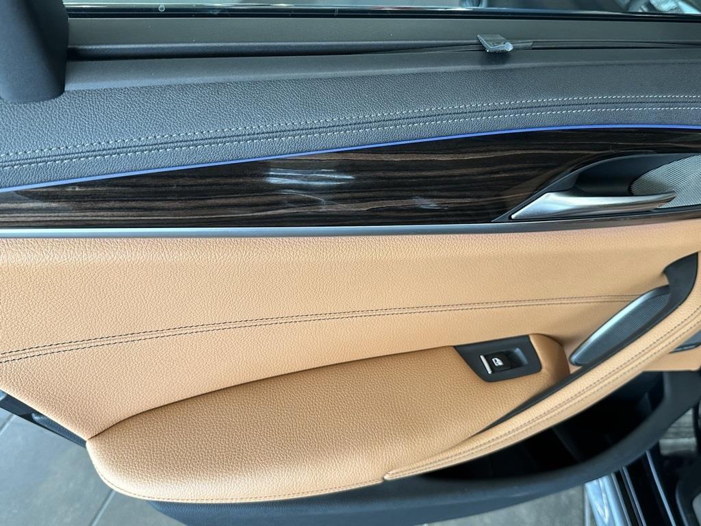 used 2022 BMW M550 car, priced at $46,319