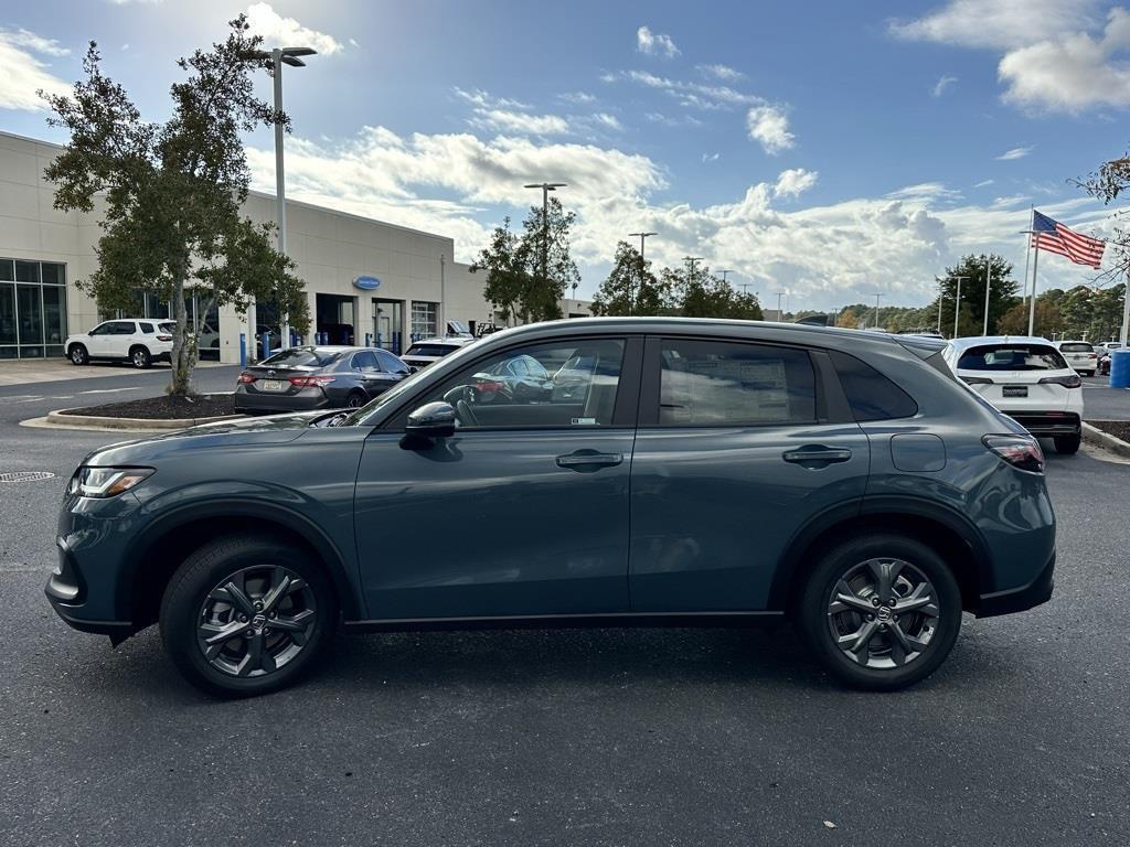 new 2026 Honda HR-V car, priced at $28,105