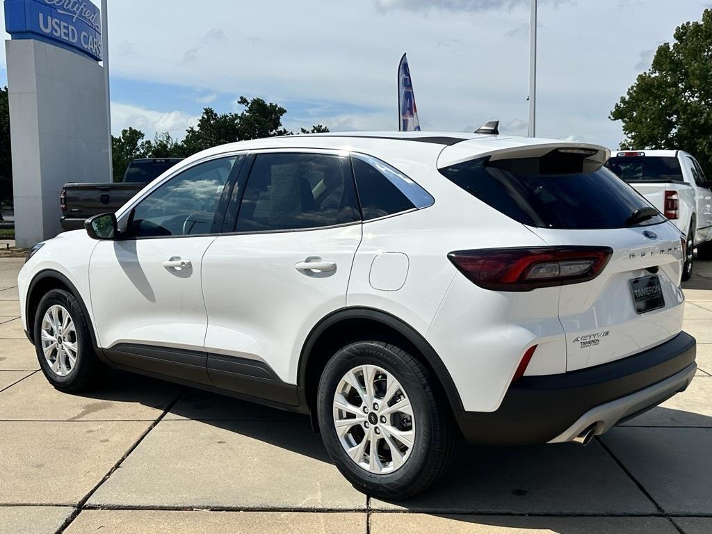 used 2023 Ford Escape car, priced at $21,594