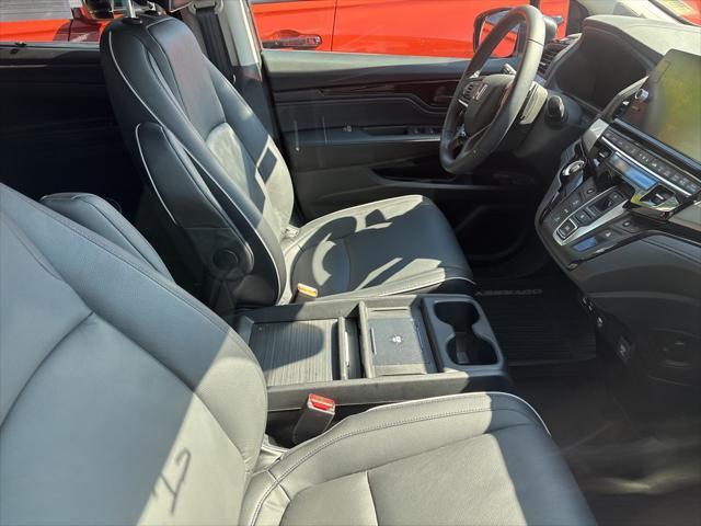 used 2025 Honda Odyssey car, priced at $44,000