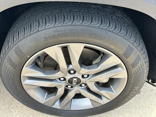 used 2021 Kia Seltos car, priced at $17,000