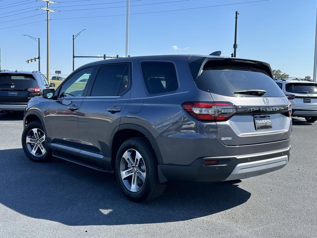 new 2025 Honda Pilot car, priced at $45,725